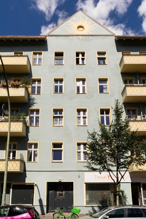 Cosy And Stylish Apartment In Berlin Neukolln Bagian luar foto